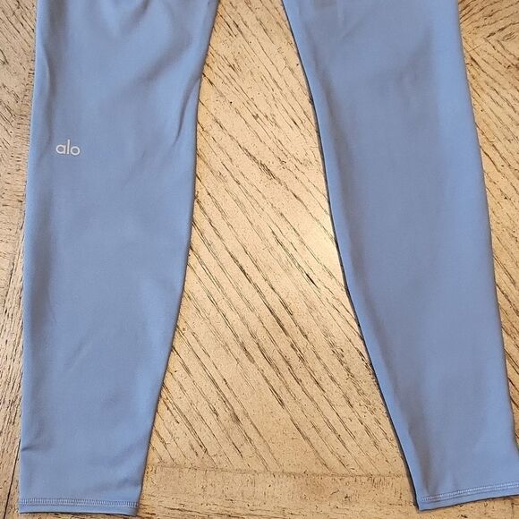 ALO high waist blue leggings size S NWOT, never worn no tag - Picture 10 of 11